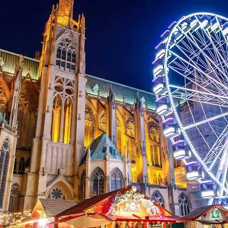 Au Petit Coeur Messin Chaleureux T2 Entierement Renove 公寓 梅斯