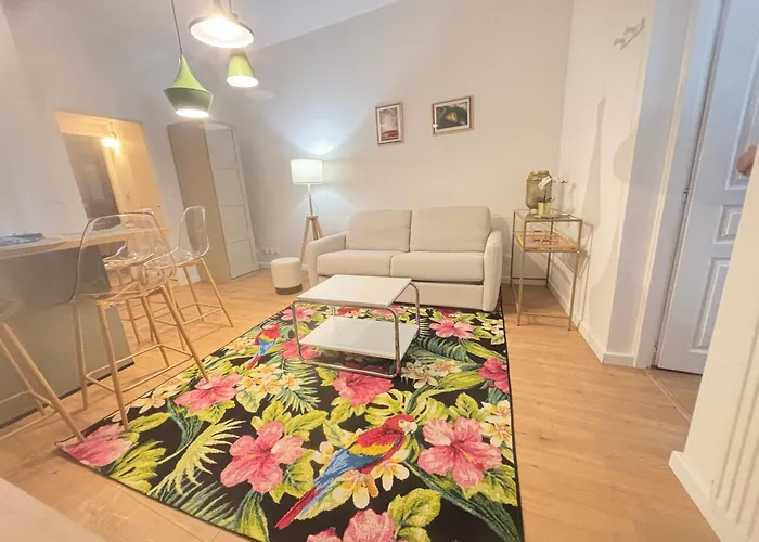 Au Petit Coeur Messin Chaleureux T2 Entièrement Rénové Appartamento *